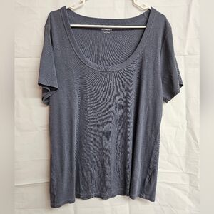 Old Navy Short Sleeve Tee